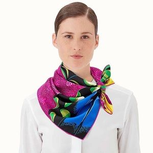 L’Esprit De La Foret 100% Silk Scarf